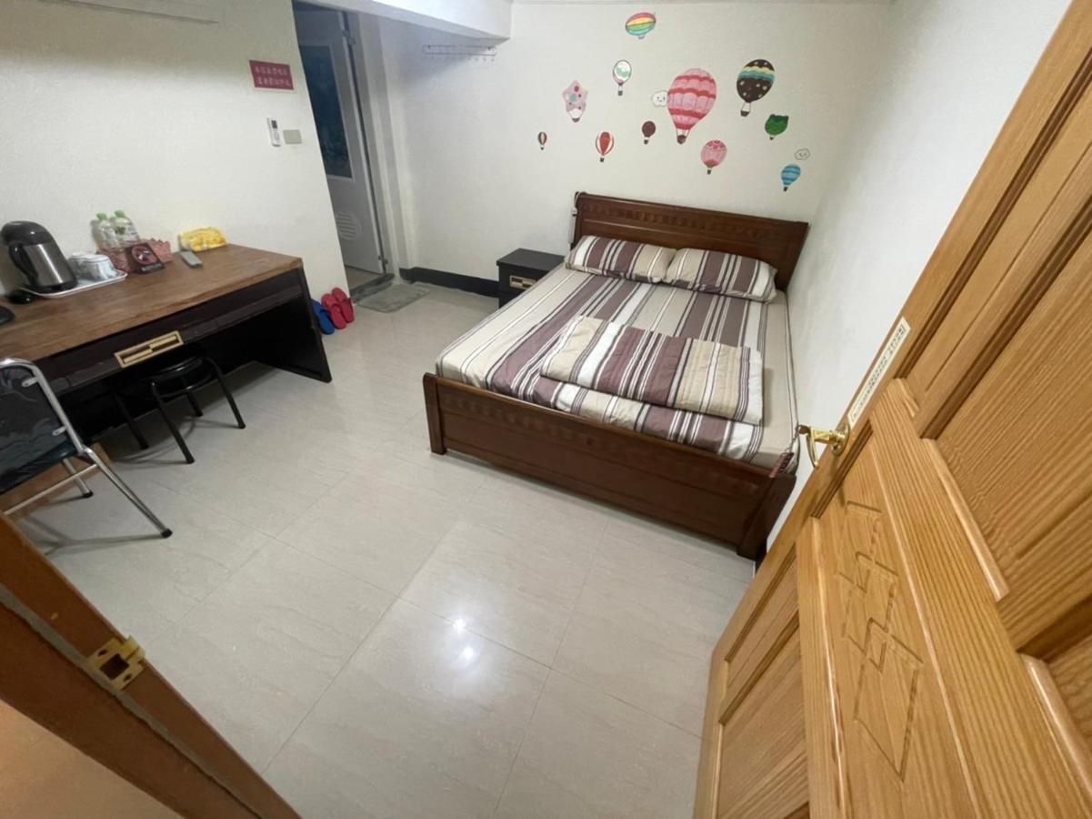 Home Run Homestay Dongyin エクステリア 写真