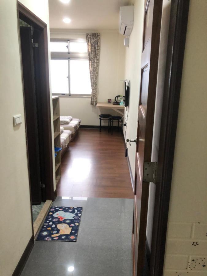 Home Run Homestay Dongyin エクステリア 写真