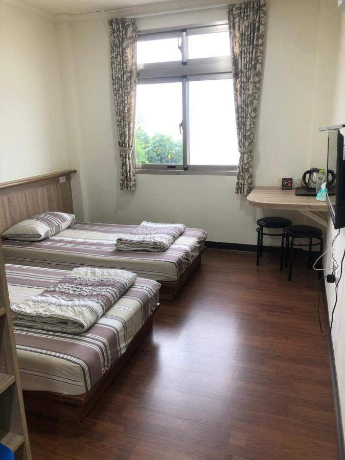 Home Run Homestay Dongyin エクステリア 写真